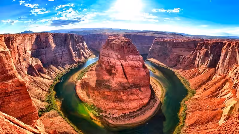 El Gran Cañón Colorado: Un Tesoro Natural que Clama por Nuestro Cuidado Ambiental