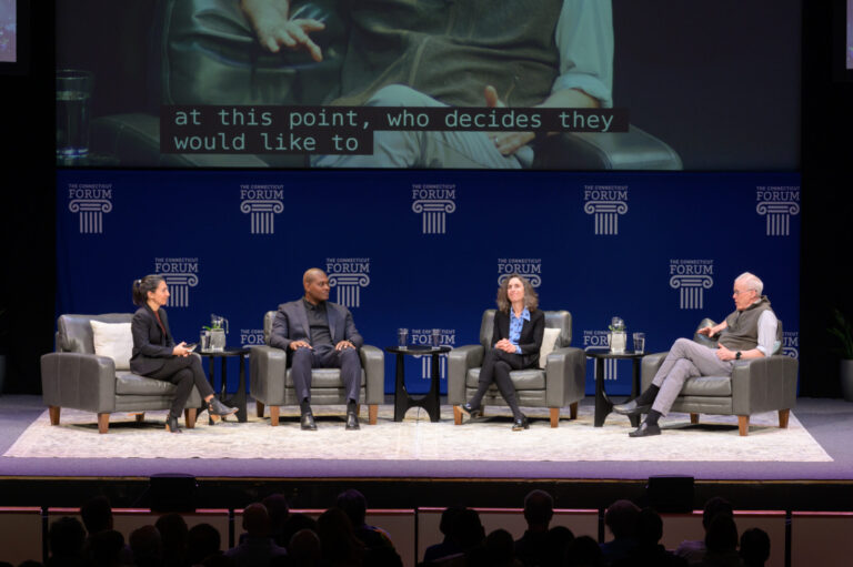 estudiantes-de-trinity-abordan-desaf-os