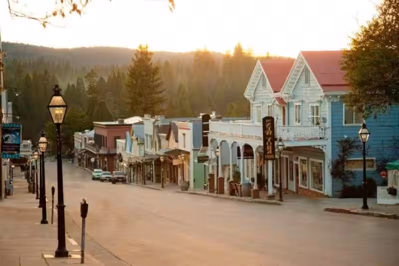 California: Pueblos que Cuidan Su Hogar Verde