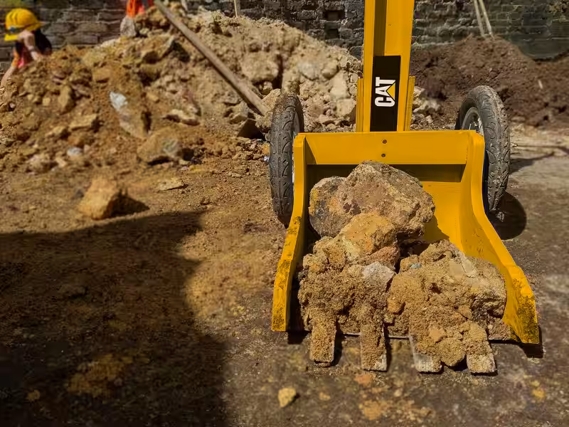 El Poder Transformador de Recoger Escombros: Un Acto de Amor por Nuestro Planeta